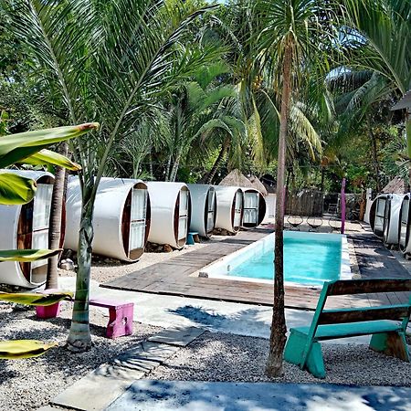 Kulu Tubohostel Бакалар Екстериор снимка